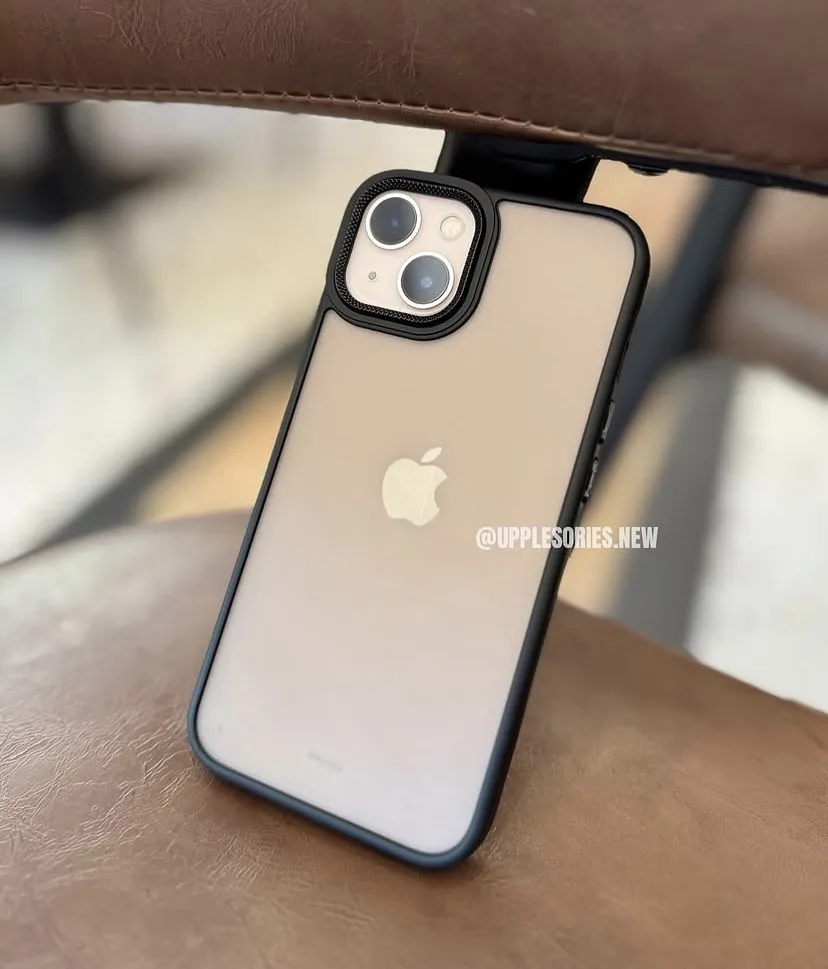 CASE A318 (BLACK)