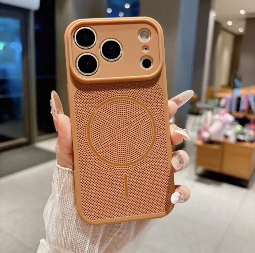 CASE A1252 (BROWN)