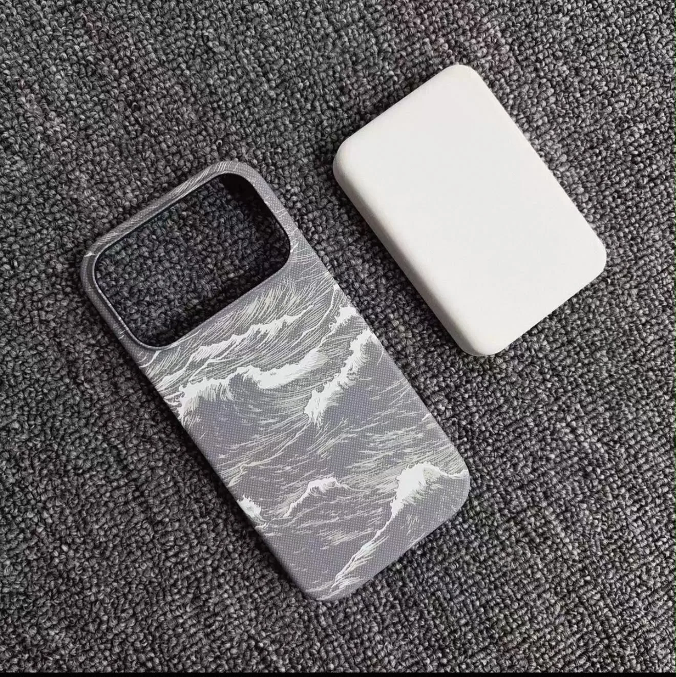 CASE A1392(WHITE)